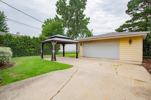 Tiny photo for 711 Schiller Street, Itasca, IL 60143 (MLS # 12718204)