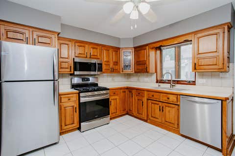 Tiny photo for 711 Schiller Street, Itasca, IL 60143 (MLS # 12718204)