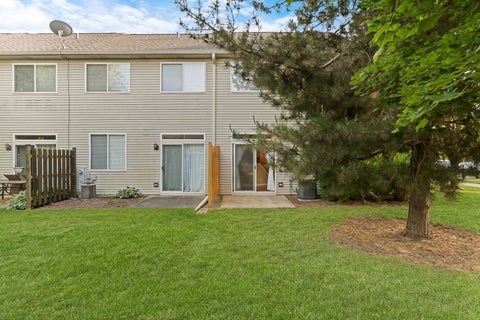 Tiny photo for 90 Pimlico Court, Grayslake, IL 60030 (MLS # 12668253)