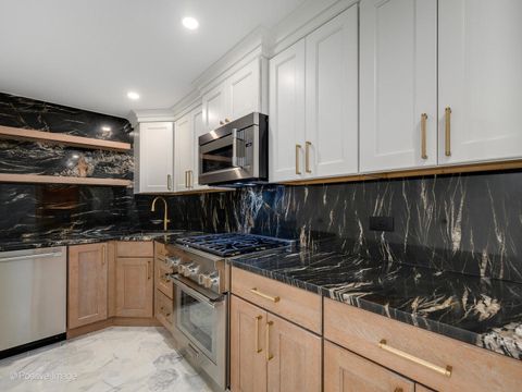 Tiny photo for 9427 Falling Waters Drive, Burr Ridge, IL 60527 (MLS # 12554615)