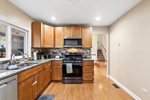 Tiny photo for 5701 Bedford Court, Hanover Park, IL 60133 (MLS # 12750063)