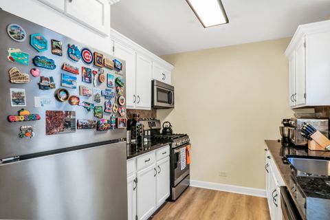 Tiny photo for 130 Shadydell Avenue, Mundelein, IL 60060 (MLS # 12504398)