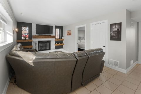 Tiny photo for 228 Wellington Drive, Crystal Lake, IL 60014 (MLS # 12559417)