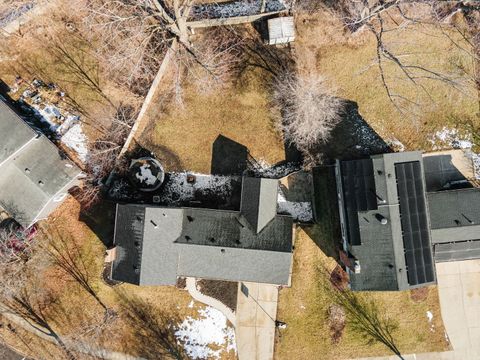 Tiny photo for 228 Wellington Drive, Crystal Lake, IL 60014 (MLS # 12559417)