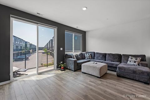 Tiny photo for 2333 Alumni Drive, Schaumburg, IL 60173 (MLS # 12578762)