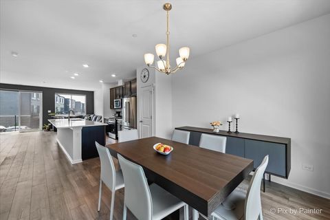 Tiny photo for 2333 Alumni Drive, Schaumburg, IL 60173 (MLS # 12578762)