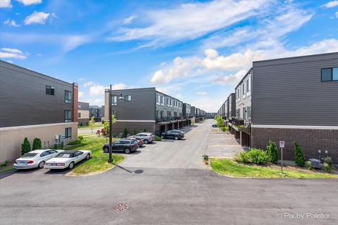 Tiny photo for 2333 Alumni Drive, Schaumburg, IL 60173 (MLS # 12578762)