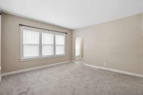 Tiny photo for 1324 Marquette Street, Davenport, IA 52804 (MLS # 12611805)