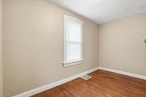 Tiny photo for 1324 Marquette Street, Davenport, IA 52804 (MLS # 12611805)