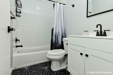 Tiny photo for 638 Dordan Court, Gurnee, IL 60031 (MLS # 12464560)