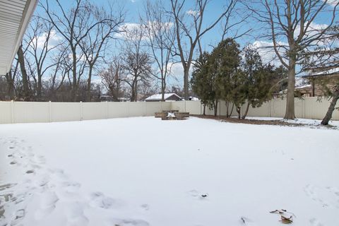 Tiny photo for 15134 Laramie Avenue, Oak Forest, IL 60452 (MLS # 12615022)