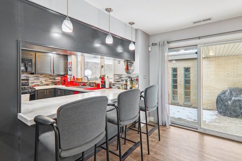 Tiny photo for 15134 Laramie Avenue, Oak Forest, IL 60452 (MLS # 12615022)