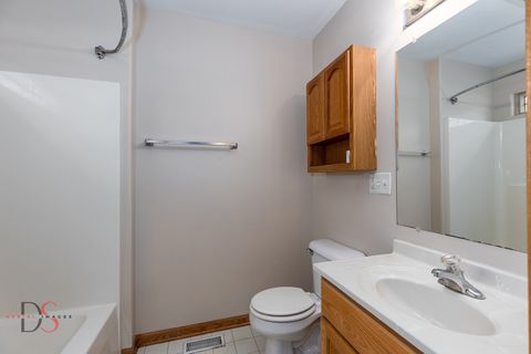 Tiny photo for 2118 Mary Lane, Ottawa, IL 61350 (MLS # 12522441)