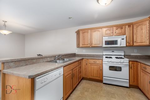 Tiny photo for 2118 Mary Lane, Ottawa, IL 61350 (MLS # 12522441)