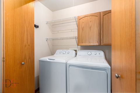 Tiny photo for 2118 Mary Lane, Ottawa, IL 61350 (MLS # 12522441)