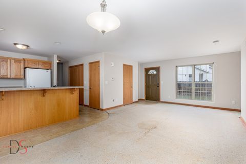 Tiny photo for 2118 Mary Lane, Ottawa, IL 61350 (MLS # 12522441)