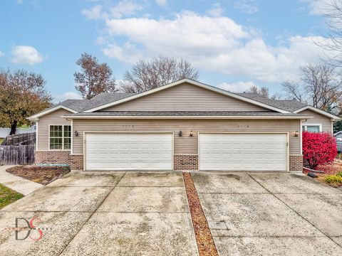 Tiny photo for 2118 Mary Lane, Ottawa, IL 61350 (MLS # 12522441)