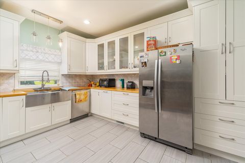 Tiny photo for 131 E Iowa Street, Spring Valley, IL 61362 (MLS # 12651766)