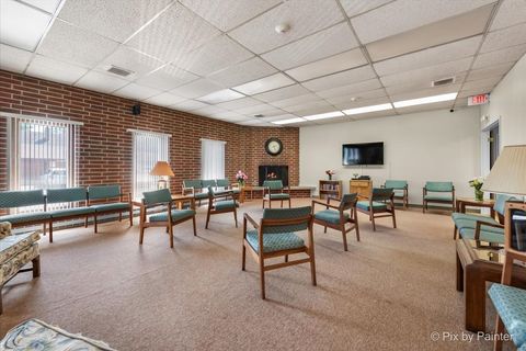 Tiny photo for 255 S West Avenue #308, Elmhurst, IL 60126 (MLS # 12492412)