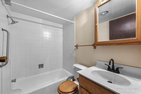 Tiny photo for 255 S West Avenue #308, Elmhurst, IL 60126 (MLS # 12492412)