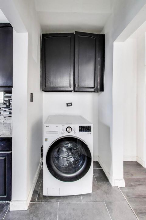 Tiny photo for 928 E 46th Street, Chicago, IL 60653 (MLS # 12506434)