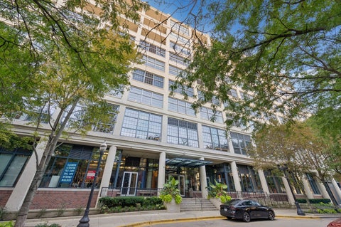 Photo of 900 N KINGSBURY Street #717, Chicago, IL 60610 (MLS # 12758623)