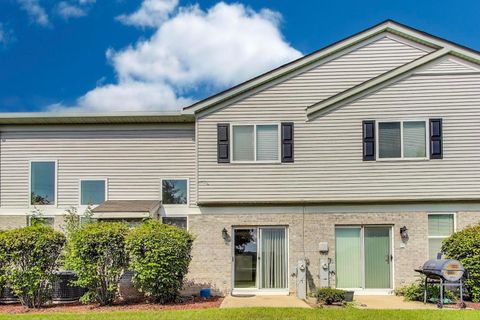 Tiny photo for 21143 Gray Hawk Drive, Matteson, IL 60443 (MLS # 12492965)