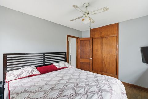 Tiny photo for 2323 Frances Place, Davenport, IA 52804 (MLS # 12603517)