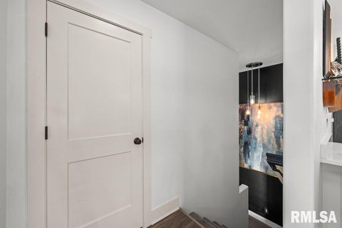 Tiny photo for 3043 Shanes Way #3043, Bettendorf, IA 52722 (MLS # 12552663)