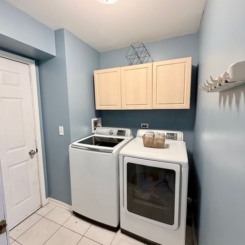 Tiny photo for 21 Weston Court #21, South Elgin, IL 60177 (MLS # 12536370)