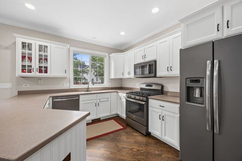 Tiny photo for 822 Shandrew Drive, Naperville, IL 60540 (MLS # 12462606)