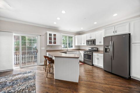 Tiny photo for 822 Shandrew Drive, Naperville, IL 60540 (MLS # 12462606)