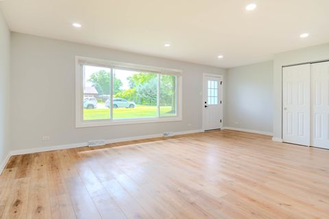 Tiny photo for 936 Cuyahoga Drive, Bartlett, IL 60103 (MLS # 12696312)
