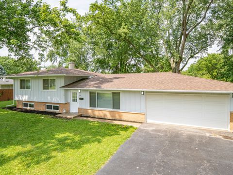 Photo of 936 Cuyahoga Drive, Bartlett, IL 60103 (MLS # 12696312)