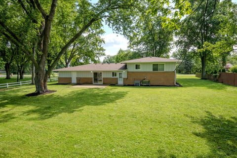Tiny photo for 936 Cuyahoga Drive, Bartlett, IL 60103 (MLS # 12696312)
