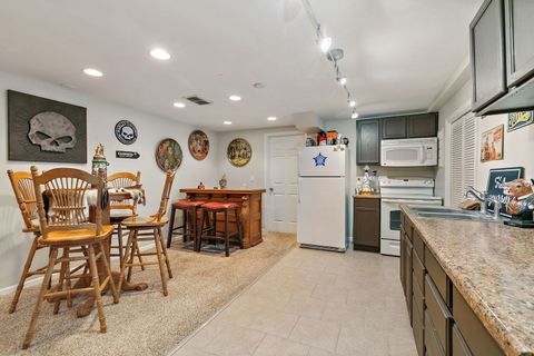 Tiny photo for 502 Vernon Drive, Oswego, IL 60543 (MLS # 12523922)