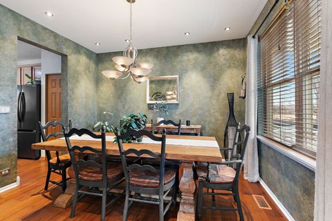 Tiny photo for 502 Vernon Drive, Oswego, IL 60543 (MLS # 12523922)