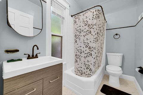 Tiny photo for 5815 W Fulton Street, Chicago, IL 60644 (MLS # 12503993)