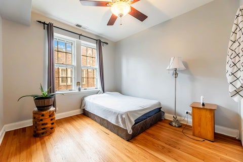 Tiny photo for 1120 Washington Boulevard #3B, Oak Park, IL 60302 (MLS # 12761413)