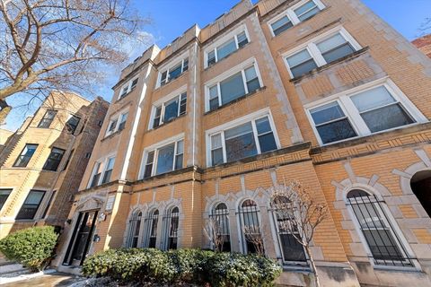 3449 N Elaine Place 403 Chicago IL 60657