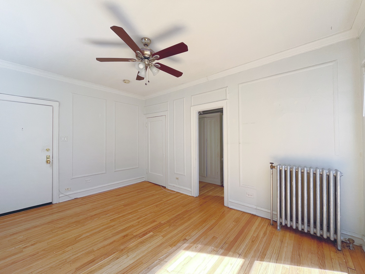 3449 N Elaine Place 403