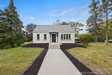 Tiny photo for 1302 S Luther Avenue, Lombard, IL 60148 (MLS # 12496953)