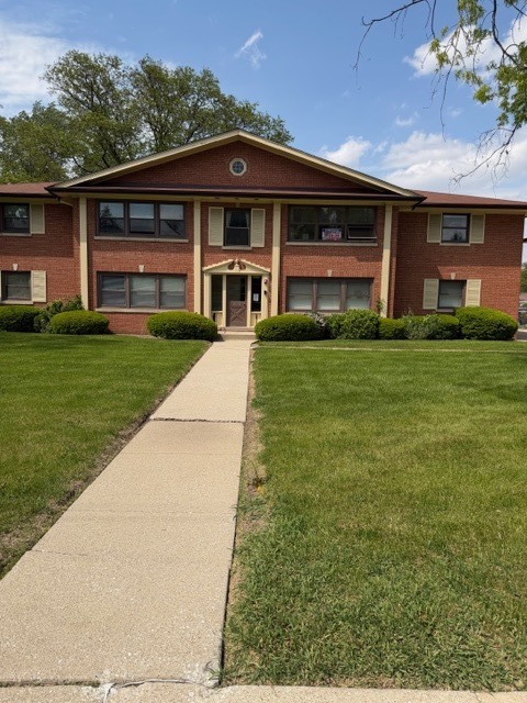 10650 W Cermak Road 2E