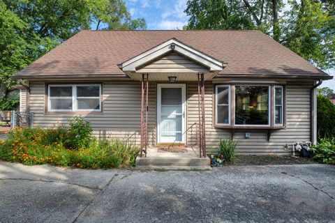 3916 Liberty Boulevard Westmont IL 60559