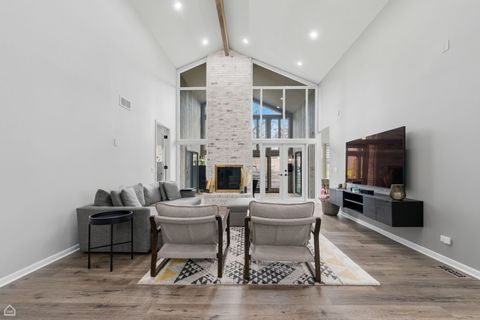 Tiny photo for 581 Hill Street, Highland Park, IL 60035 (MLS # 12618219)