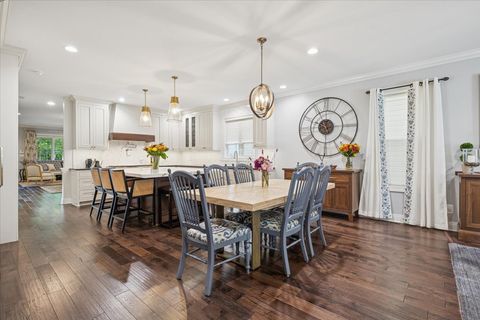 Tiny photo for 2226 W Barry Avenue, Chicago, IL 60618 (MLS # 12494715)