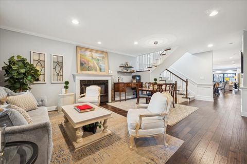 Tiny photo for 2226 W Barry Avenue, Chicago, IL 60618 (MLS # 12494715)