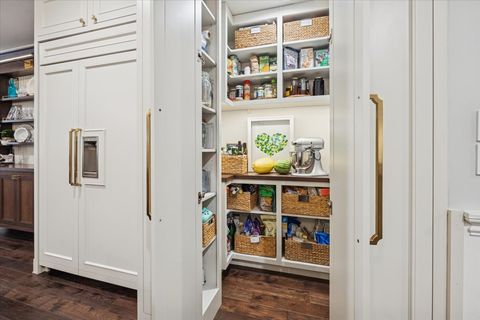 Tiny photo for 2226 W Barry Avenue, Chicago, IL 60618 (MLS # 12494715)