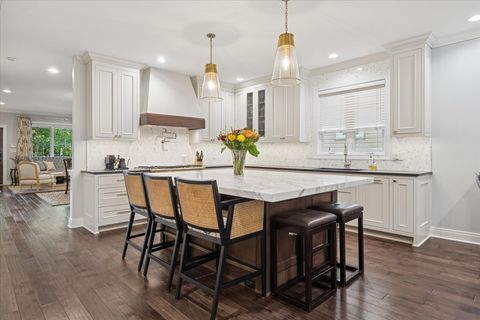 Tiny photo for 2226 W Barry Avenue, Chicago, IL 60618 (MLS # 12494715)