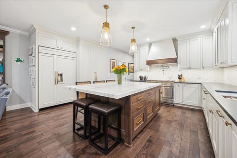 Tiny photo for 2226 W Barry Avenue, Chicago, IL 60618 (MLS # 12494715)